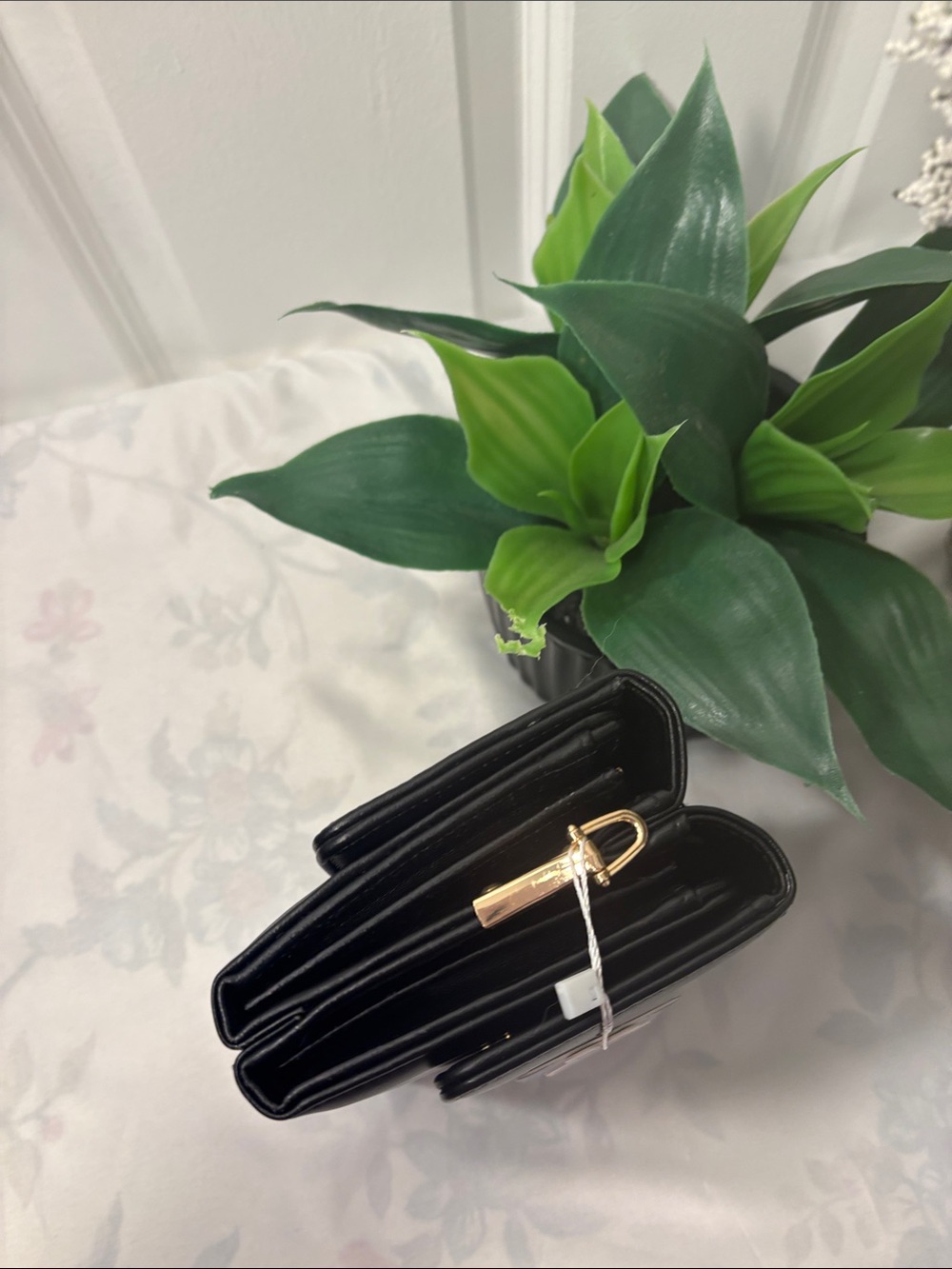 ALCAZO Black Leather-Look Crossbody Clutch Bag New With Tags - Picture 7 of 9